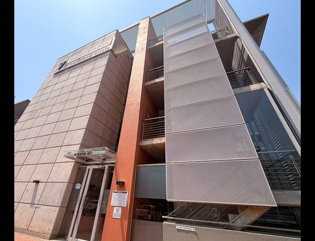 152M² OFFICE TO LET IN UMHLANGA RIDGE